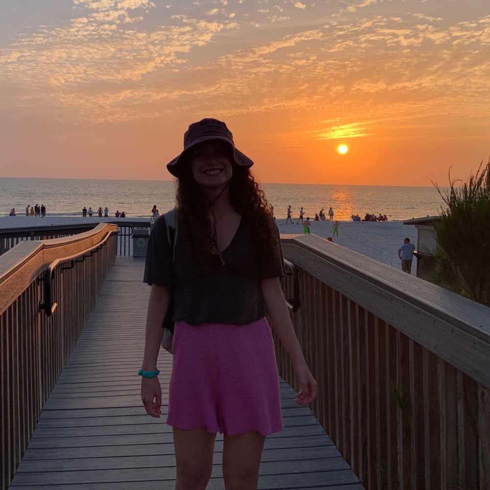 Meet your Posher, Alexandra